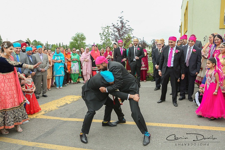 Sikh Wedding Tradition Milni Ceremony