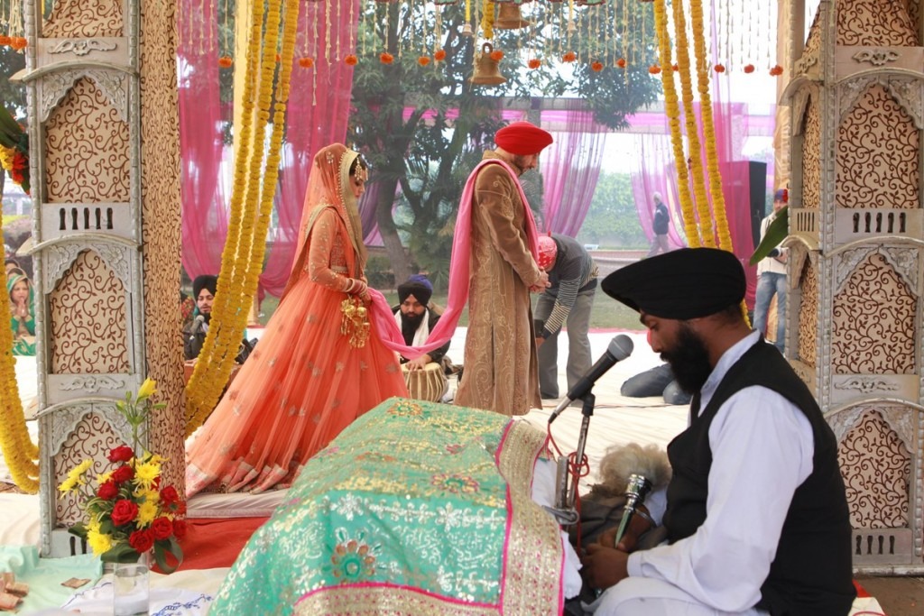 Sikh Wedding Tradition Lavaan