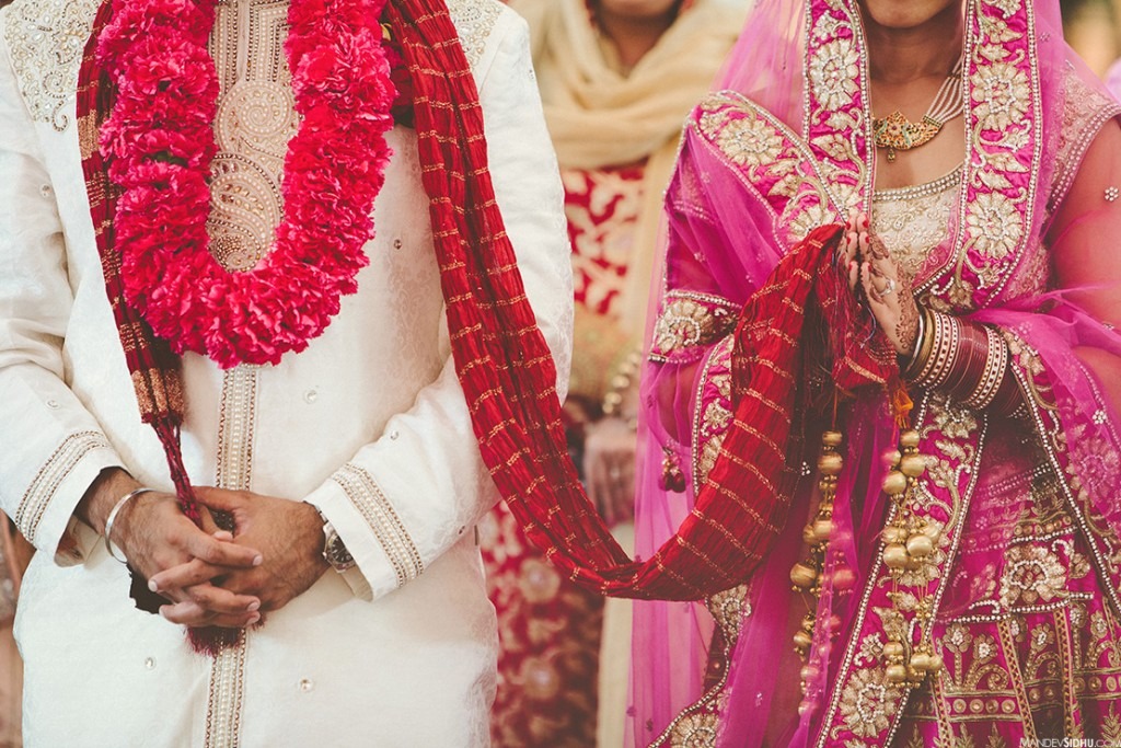 Sikh Bride and Groom Gurdwara